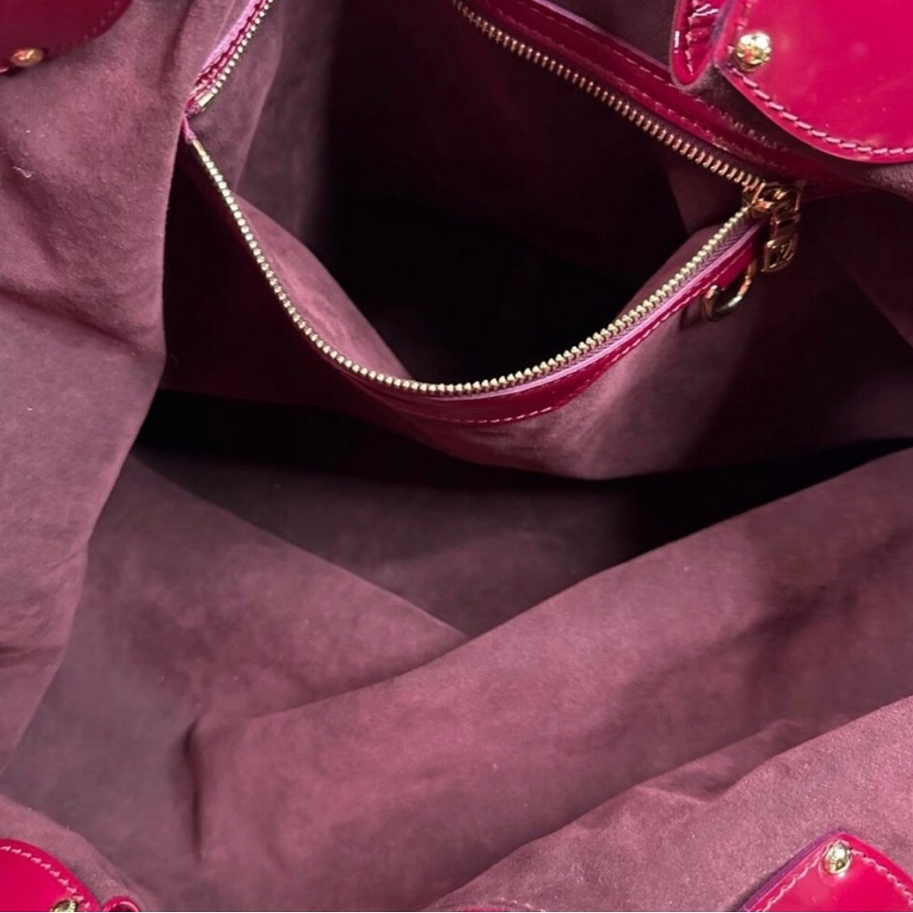 ✨FINAL PRICE✨Louis Vuitton Cerise Mahina Patent Leather Surya Bag w/ COA - Picture 9 of 12